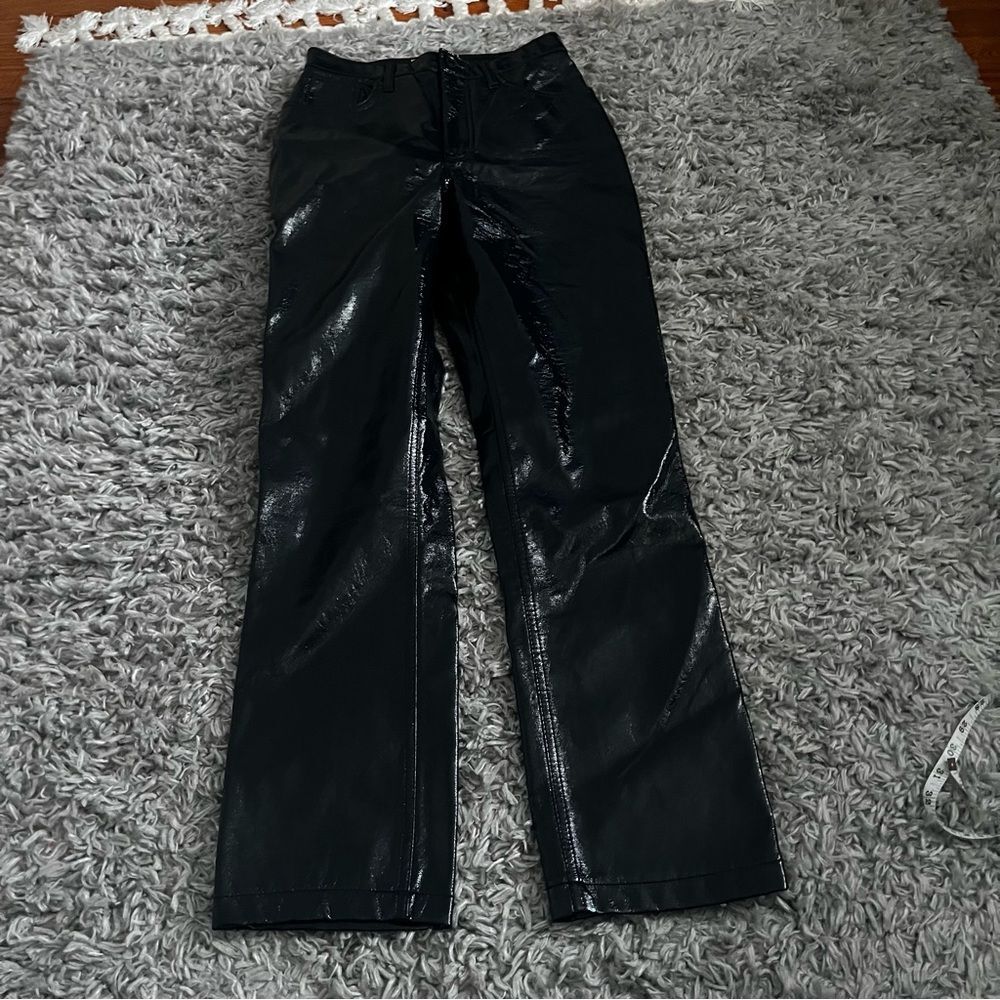 Abercrombie and Fitch The 90s Straight Ultra High Rise leather Pants size 26/2